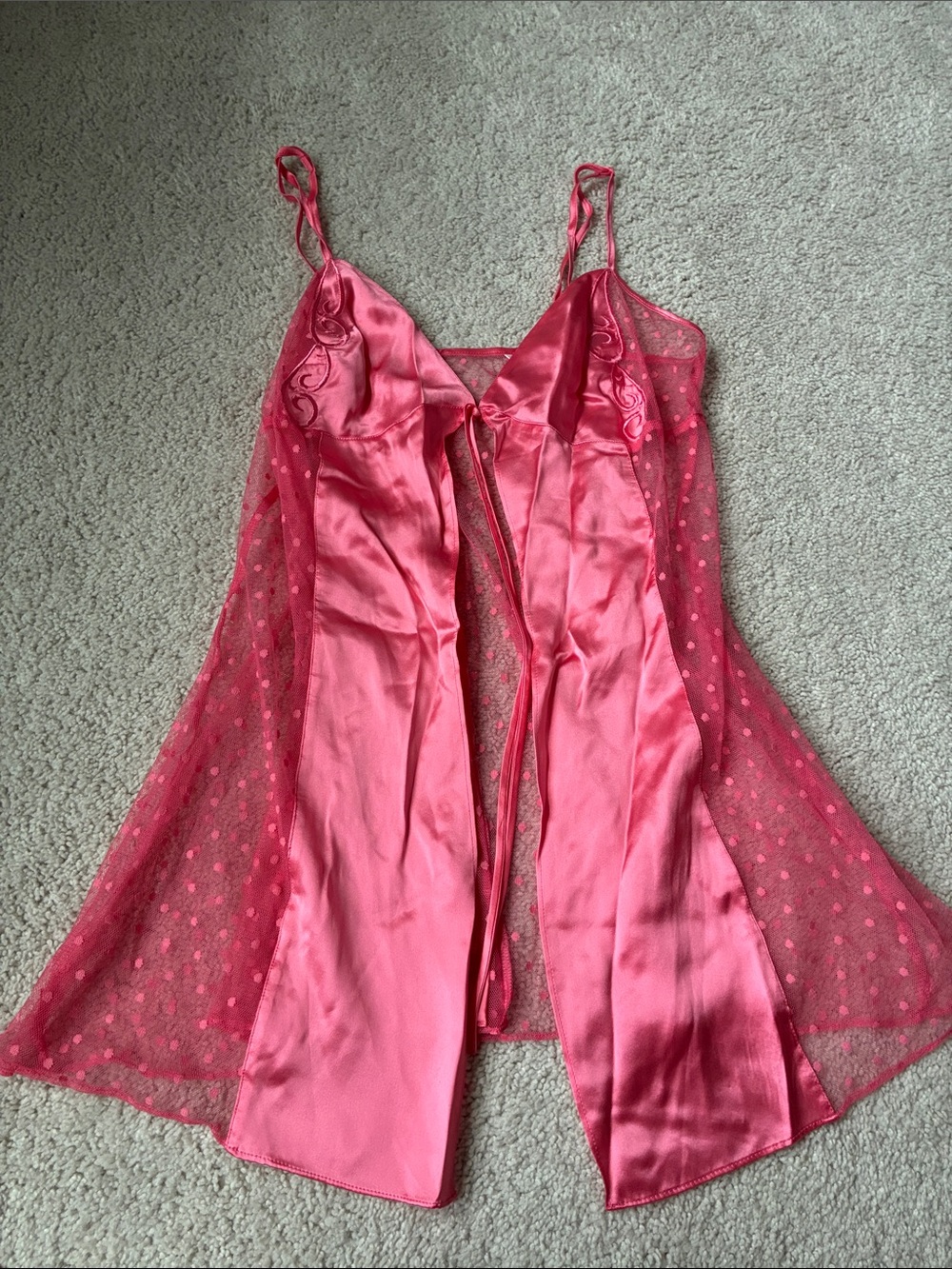 Victoria Secret size XS 100% Silk Sheer Polka Dot Nightgown in Pink